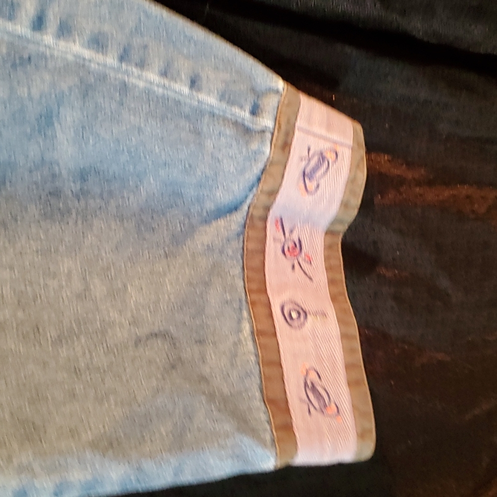 Disney Capris - image 2